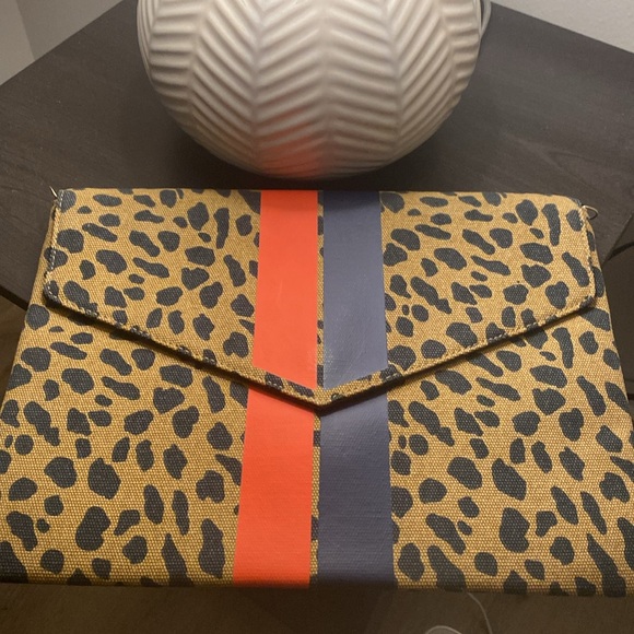 NWOT [Stella & Dot] Leopard Orange/Navy Striped Magnetic Oversized Clutch/Wallet - Picture 4 of 13